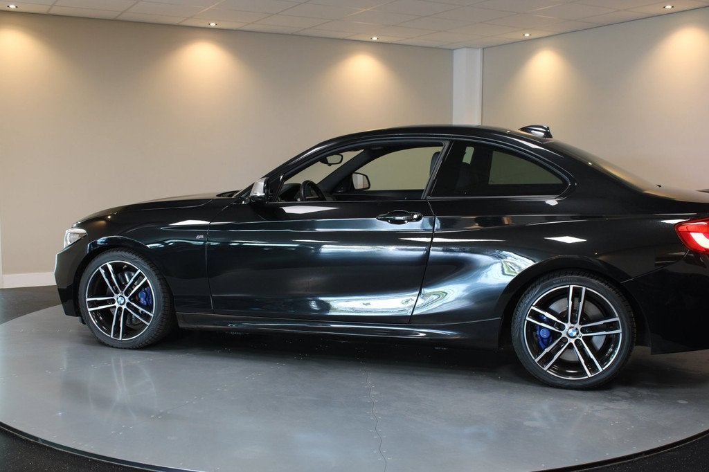 BMW 2-serie Coupé M240i xDrive High Executive *Stage2|446Pk, Auto's, Gebruikt, Euro 6, 4 stoelen, Zwart
