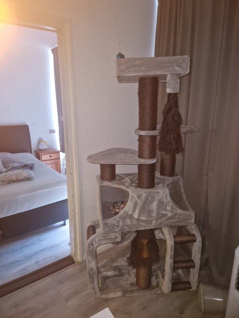 Gratis krabmeubel voor de kat, Ophalen, Gebruikt, Krabpaal