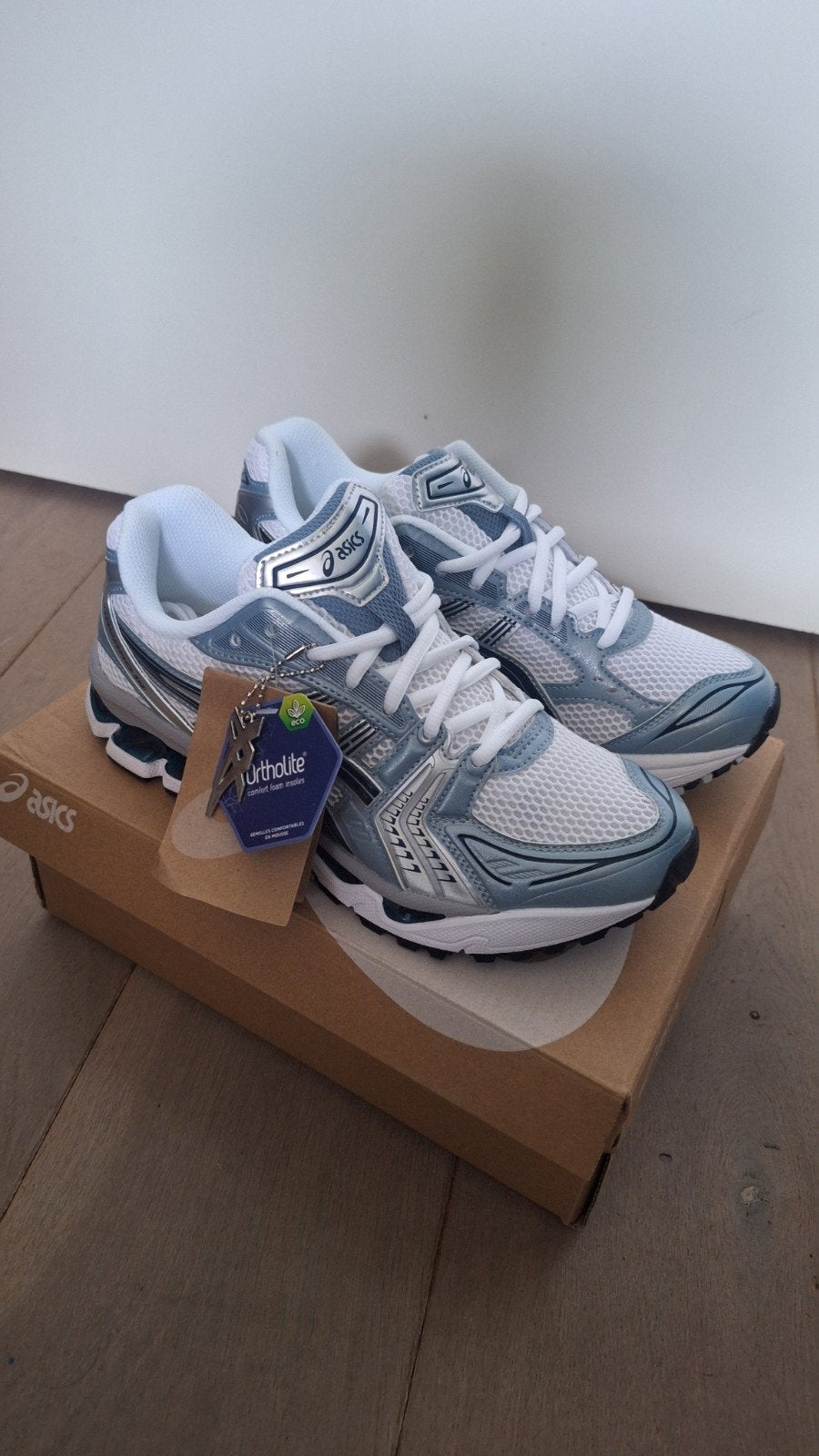 ASICS Gel-Kayano 14 Sneakers Maat 42 - Nieuw in Doos, Wit, Nieuw, Ophalen of Verzenden, Sneakers of Gympen