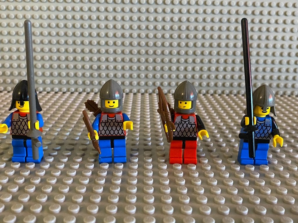 Lego  kasteel partij ridders met wapens., Gebruikt, Lego, Ophalen of Verzenden, Minifiguur