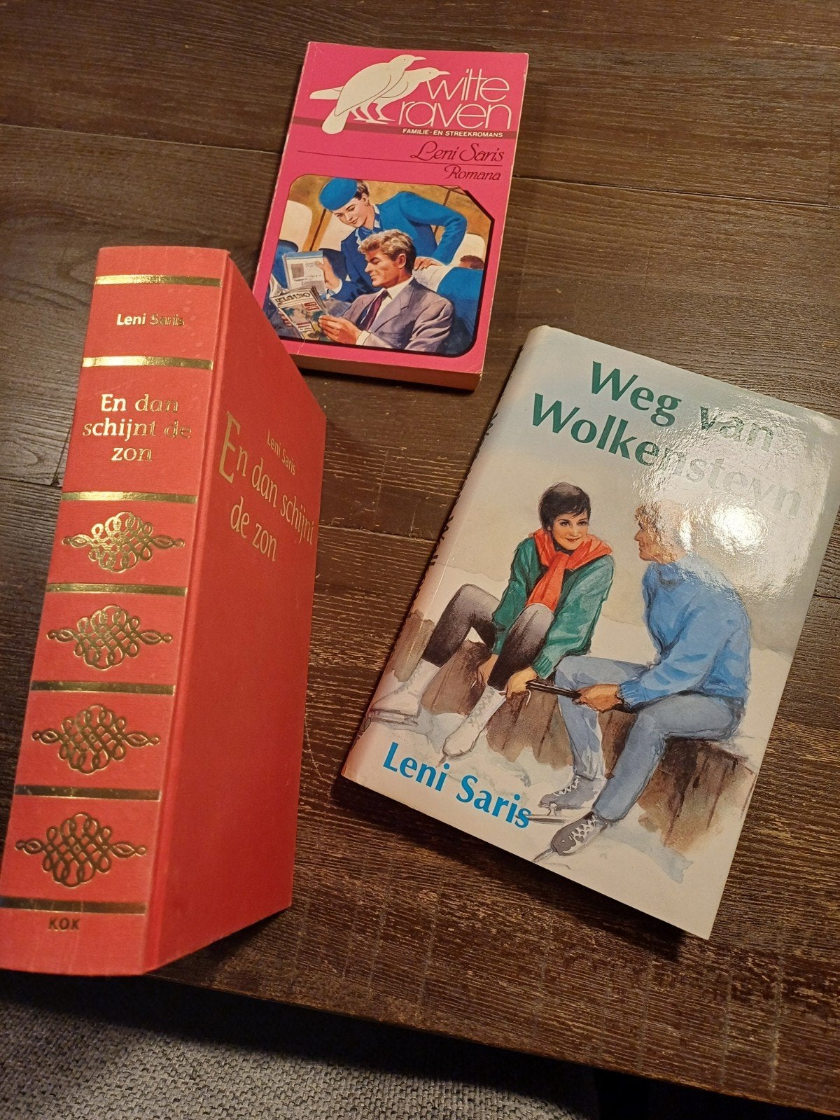 ongeveer 100 Lenie Saris romans, Ophalen, Gelezen