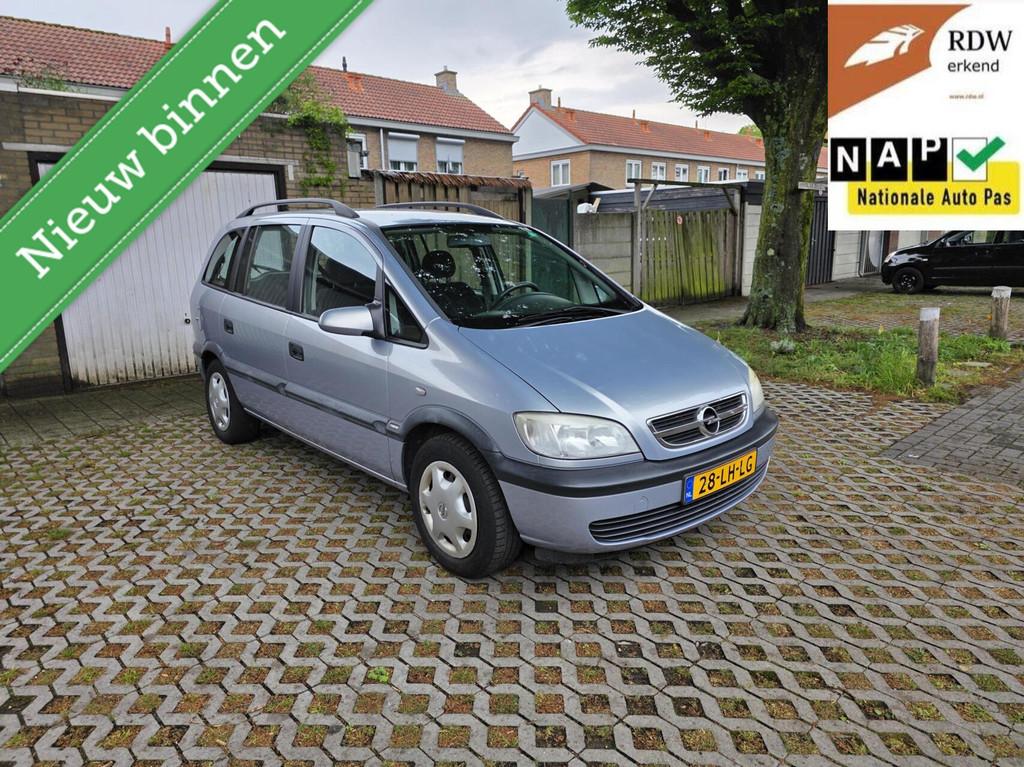 Opel Zafira 2.2-16V Comfort Airco/Trekhaak/CV/APK 05-2027, Auto's, Voorwielaandrijving, Traction-control, Gebruikt, 4 cilinders