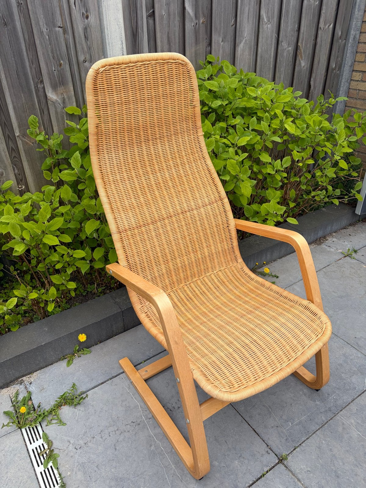 Vintage Ikea Oland Yngve Ekstrom rotan fauteuil, Huis en Inrichting, Fauteuils, Ophalen, Gebruikt, 50 tot 75 cm, Riet of Rotan