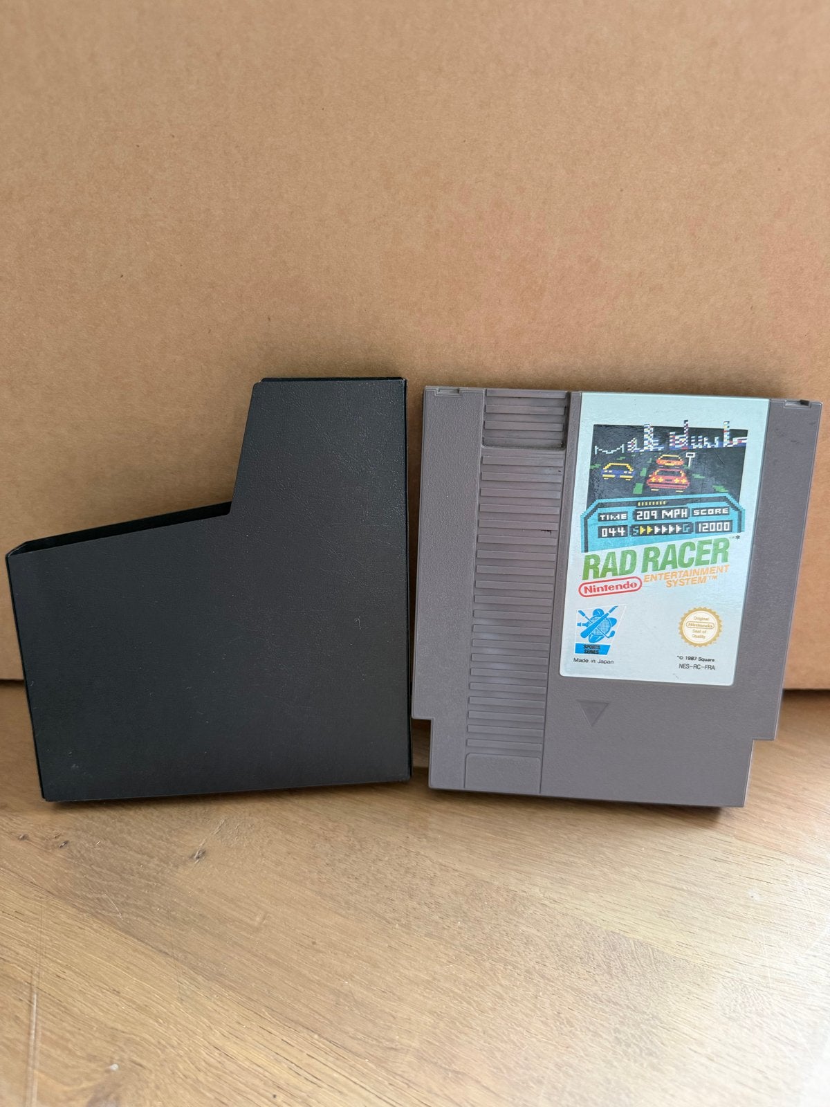Rad Racer NES met hoes, Spelcomputers en Games, Gebruikt, 1 speler, Racen en Vliegen, Ophalen of Verzenden