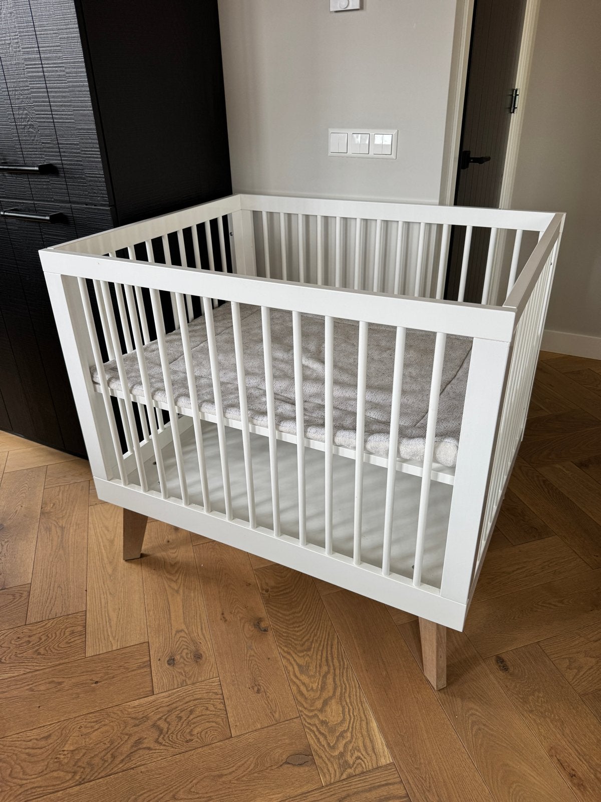 Kidsmill Sixties Box Wit hoogglans, Ophalen, Zo goed als nieuw, Rechthoekig, In hoogte verstelbaar
