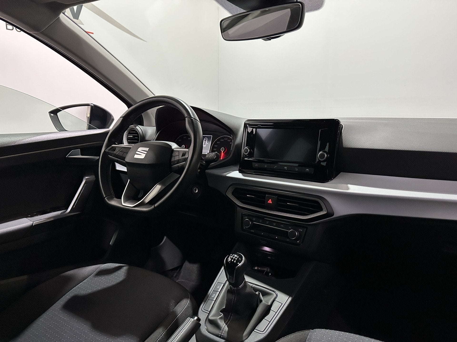 SEAT Ibiza 1.0 EcoTSI - Bluetooth / Cruise / Parksens. achte, Auto's, Euro 6, 580 kg, Ibiza, Bedrijf