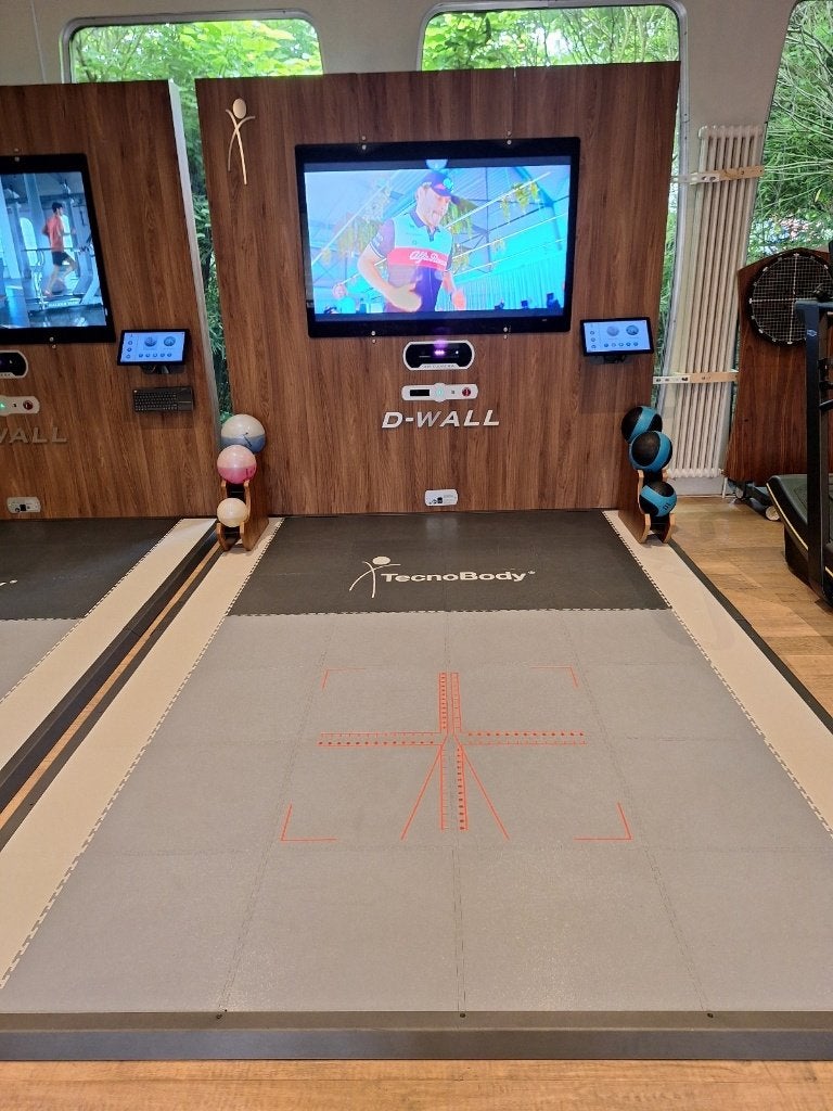 D Wall Elite Tecnobody - 3D & force plate fysiotherapie, Ophalen, Zo goed als nieuw