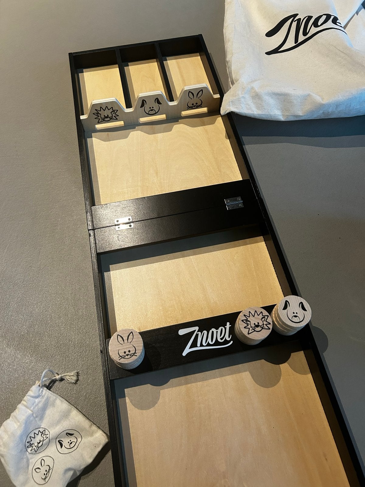 Znoet kinder Houten Sjoelbak - Compact & Leuk Cadeau, Een of twee spelers, Ophalen of Verzenden, Zo goed als nieuw