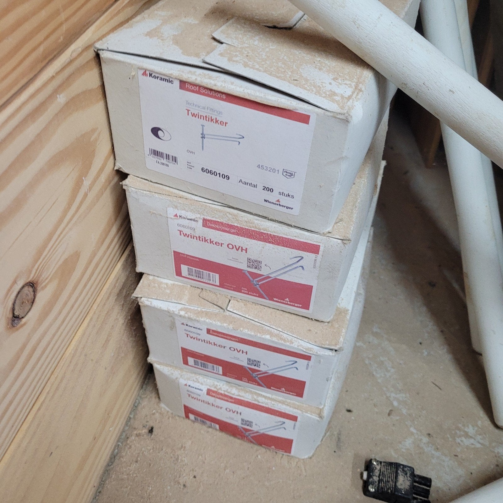 koramic dakpanhaken ovh pannen, Doe-het-zelf en Verbouw, Dakpannen en Dakbedekking, Ophalen, Steen of Klei, Nieuw, 15 m² of meer