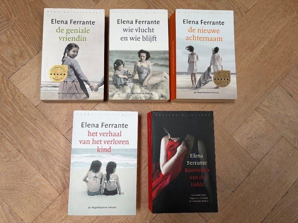 Elena Ferrante - De Napolitaanse romans 1 t/m 4 + Kronieken, Boeken, Gelezen, Elena Ferrante, Ophalen of Verzenden, Nederland