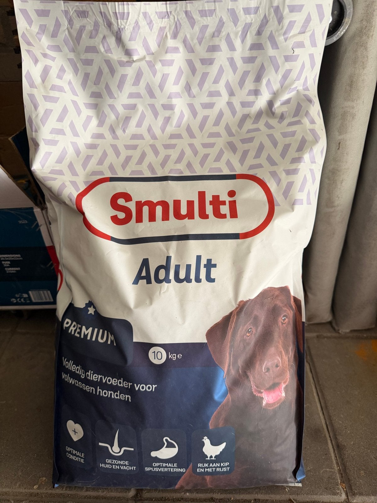 Smulti adult hondenvoeding voer, Dieren en Toebehoren, Ophalen, Hond