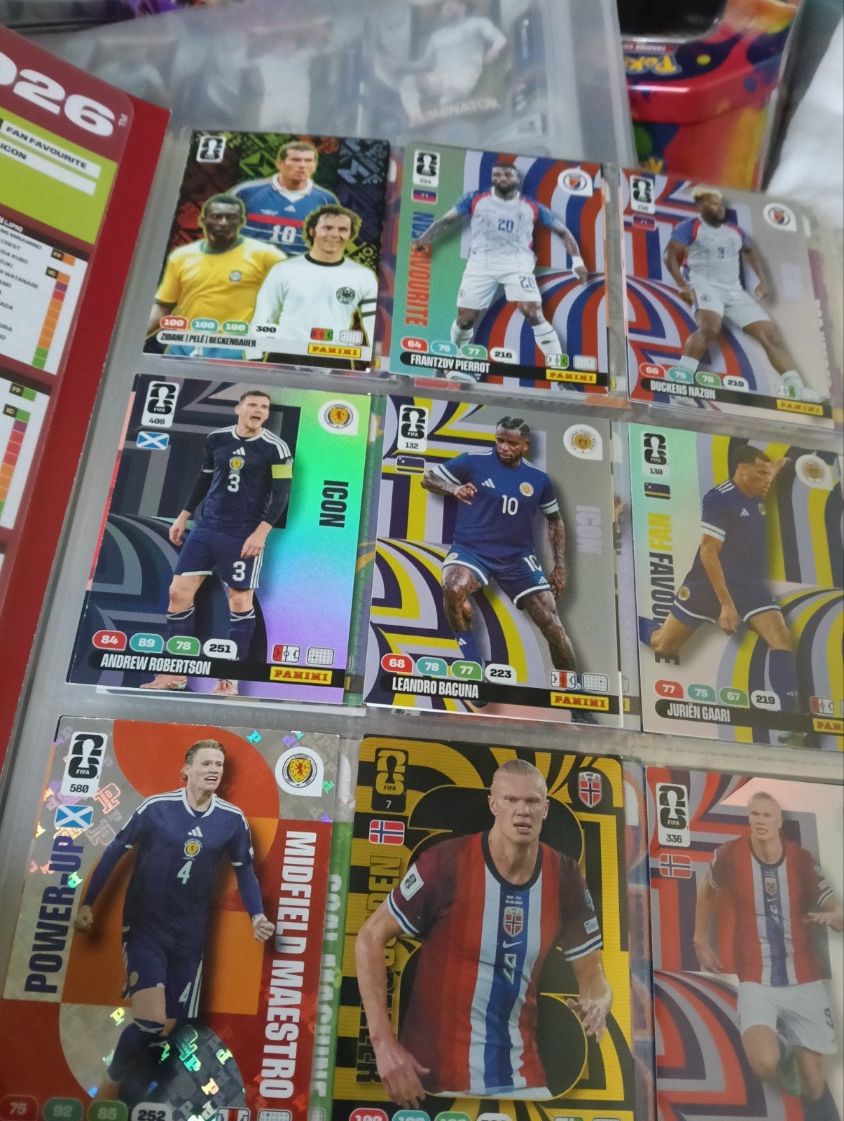Voetbalplaatjes, Ophalen, Zo goed als nieuw, Meerdere plaatjes
