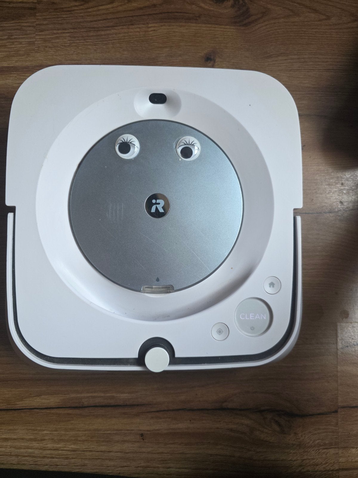 iRobot Braava Jet dweilrobot met laadstation en app, Witgoed en Apparatuur, Stofzuigers, IRobot, Ophalen of Verzenden, Zo goed als nieuw