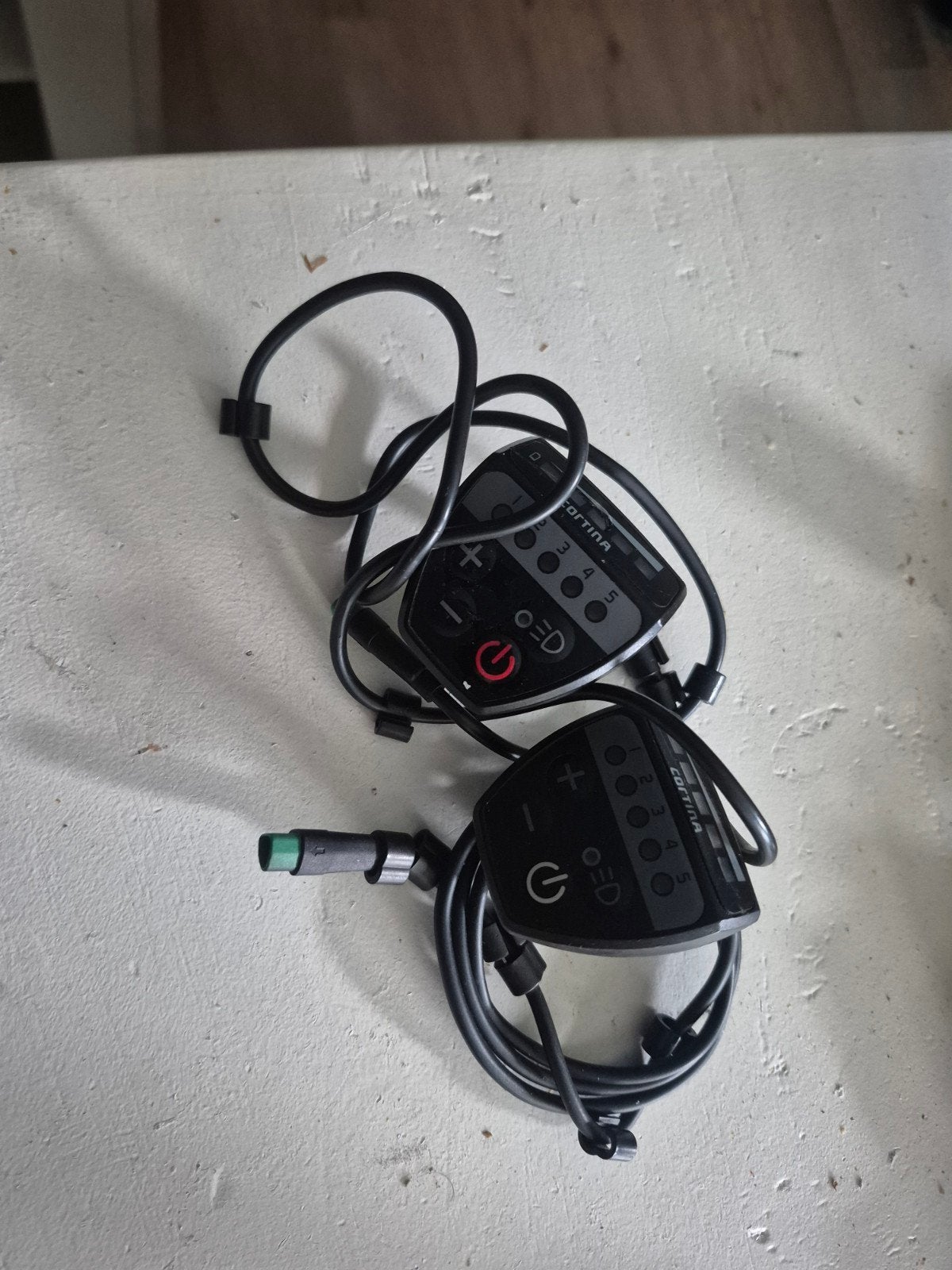 cortina displays 2x, Fietsen en Brommers, Fietsaccessoires | Fietscomputers, Ophalen of Verzenden