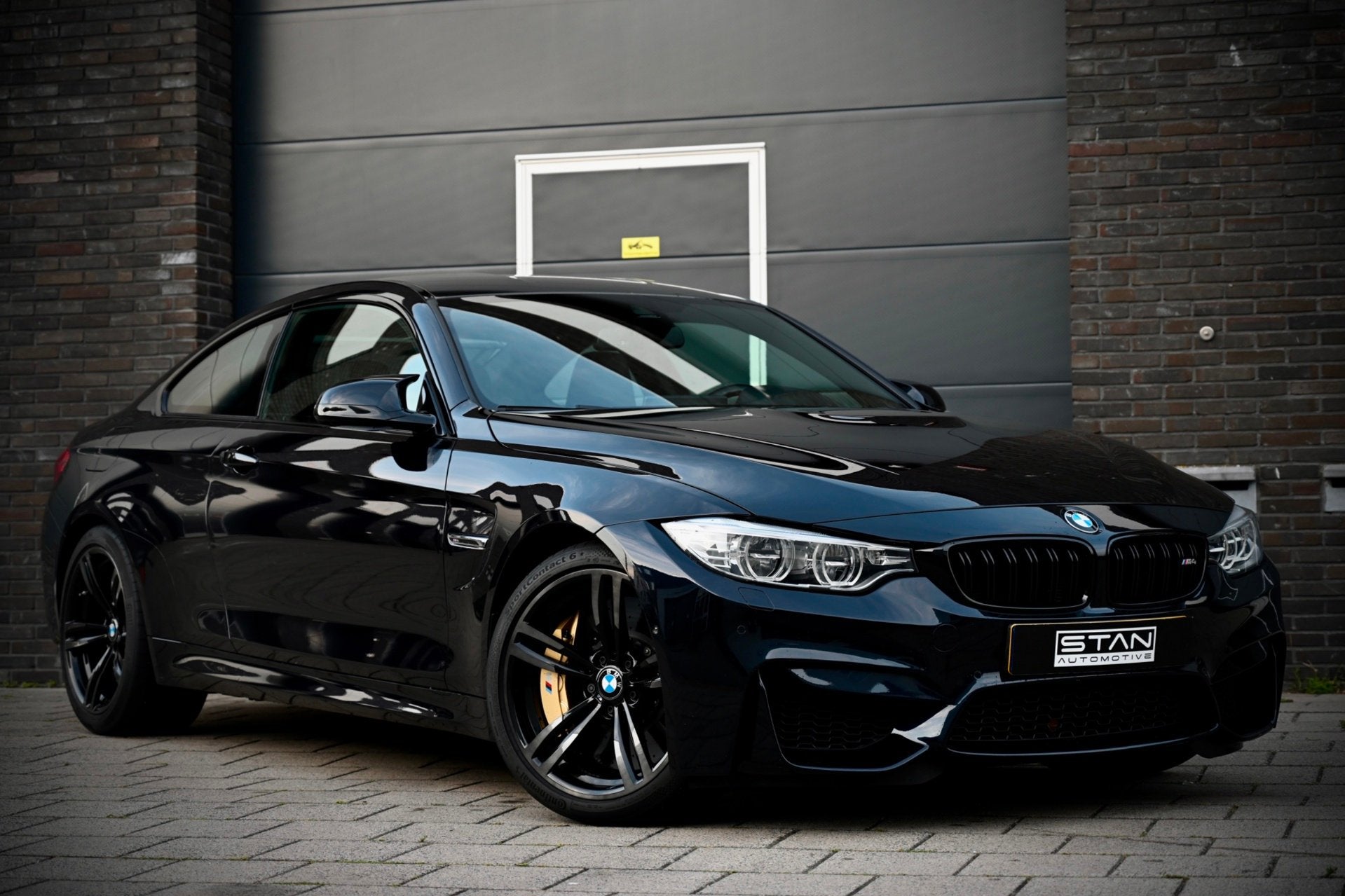 BMW 4-serie Coupé BMW M4 | Dealer onderhouden | 100% origin, Auto's, BMW, 4-Serie, 4 stoelen, Zwart, Bedrijf