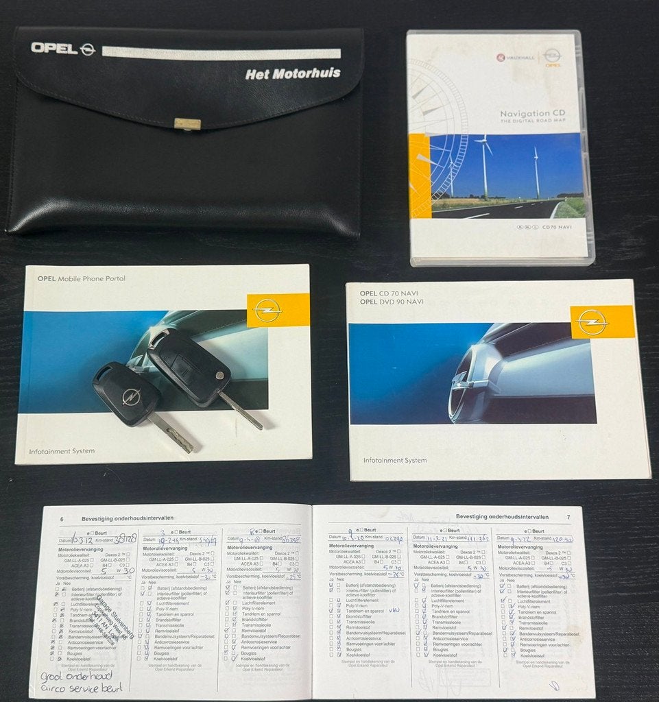 Opel Astra 1.6|NAP|AIRCO|LEER|STOELVW|CRUISE|BOEKJE|DISTRVV!, Auto's, Opel, Voorwielaandrijving, 15 km/l, Gebruikt, Zwart