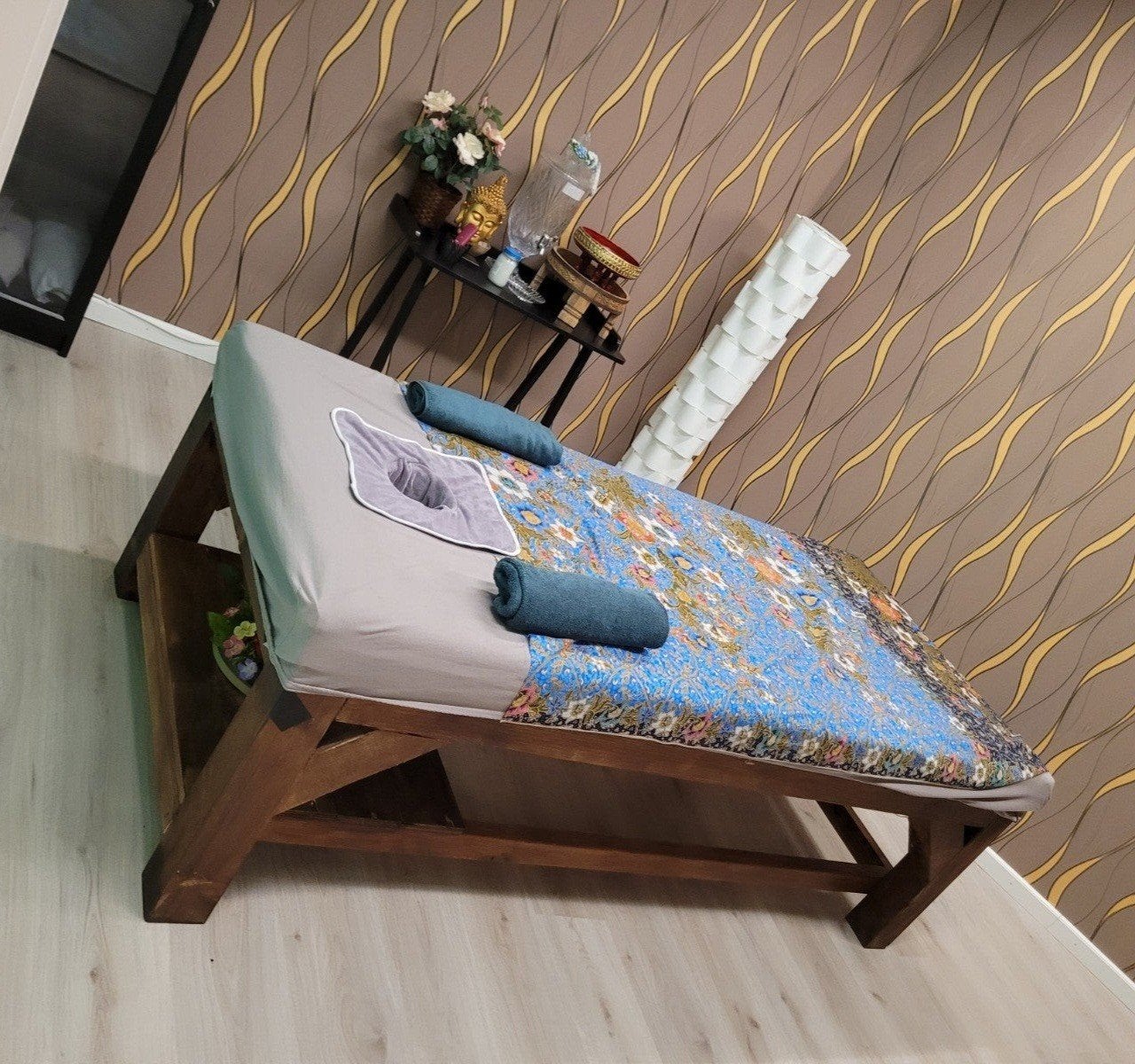 Thais  massagebed, Sport en Fitness, Ophalen, Zo goed als nieuw, Massagetafel