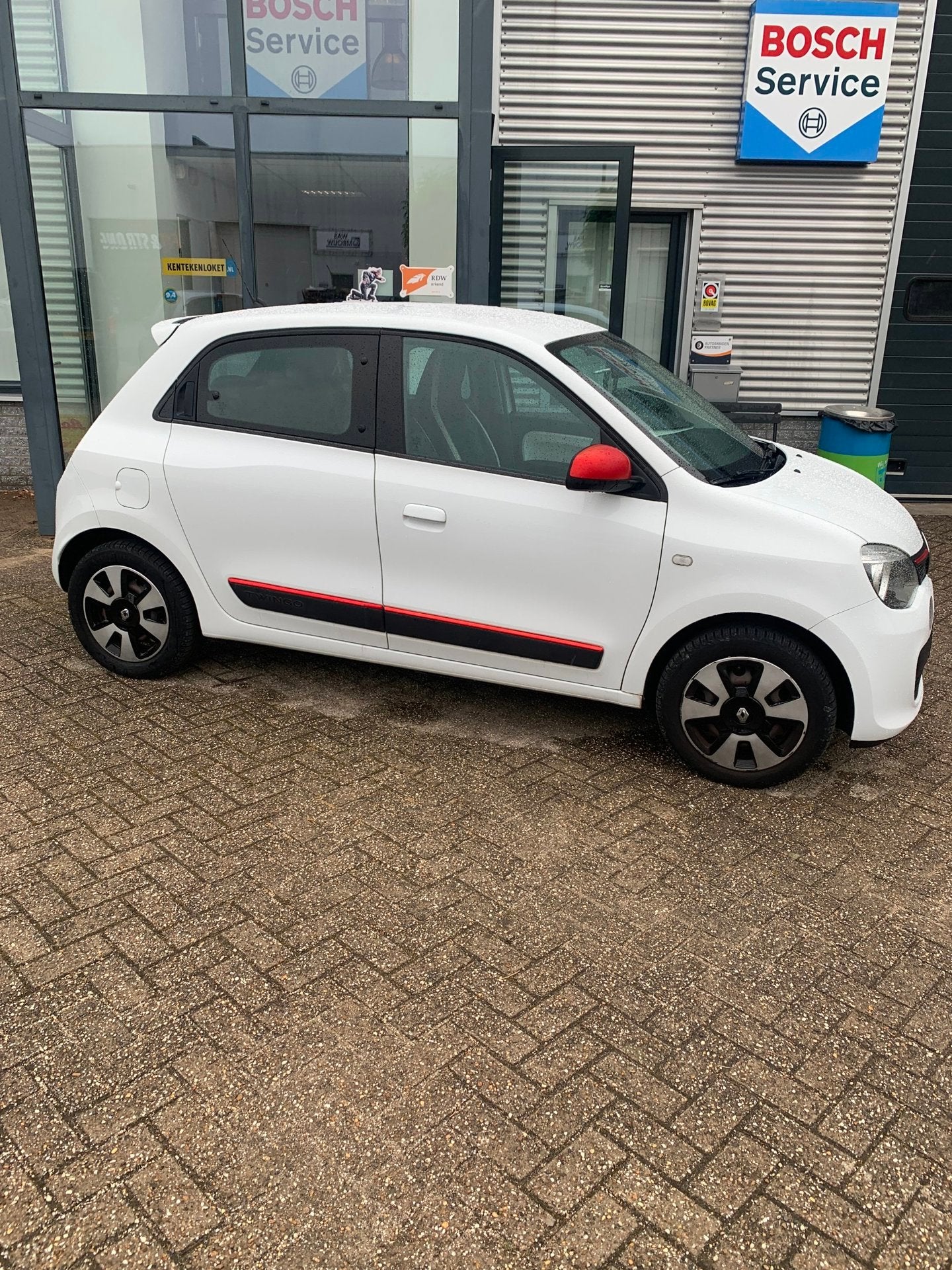 Renault Twingo 1.0 SCe Collection, Auto's, Renault, Keurmerk '100% Onderhouden', Gebruikt, 840 kg, 4 stoelen