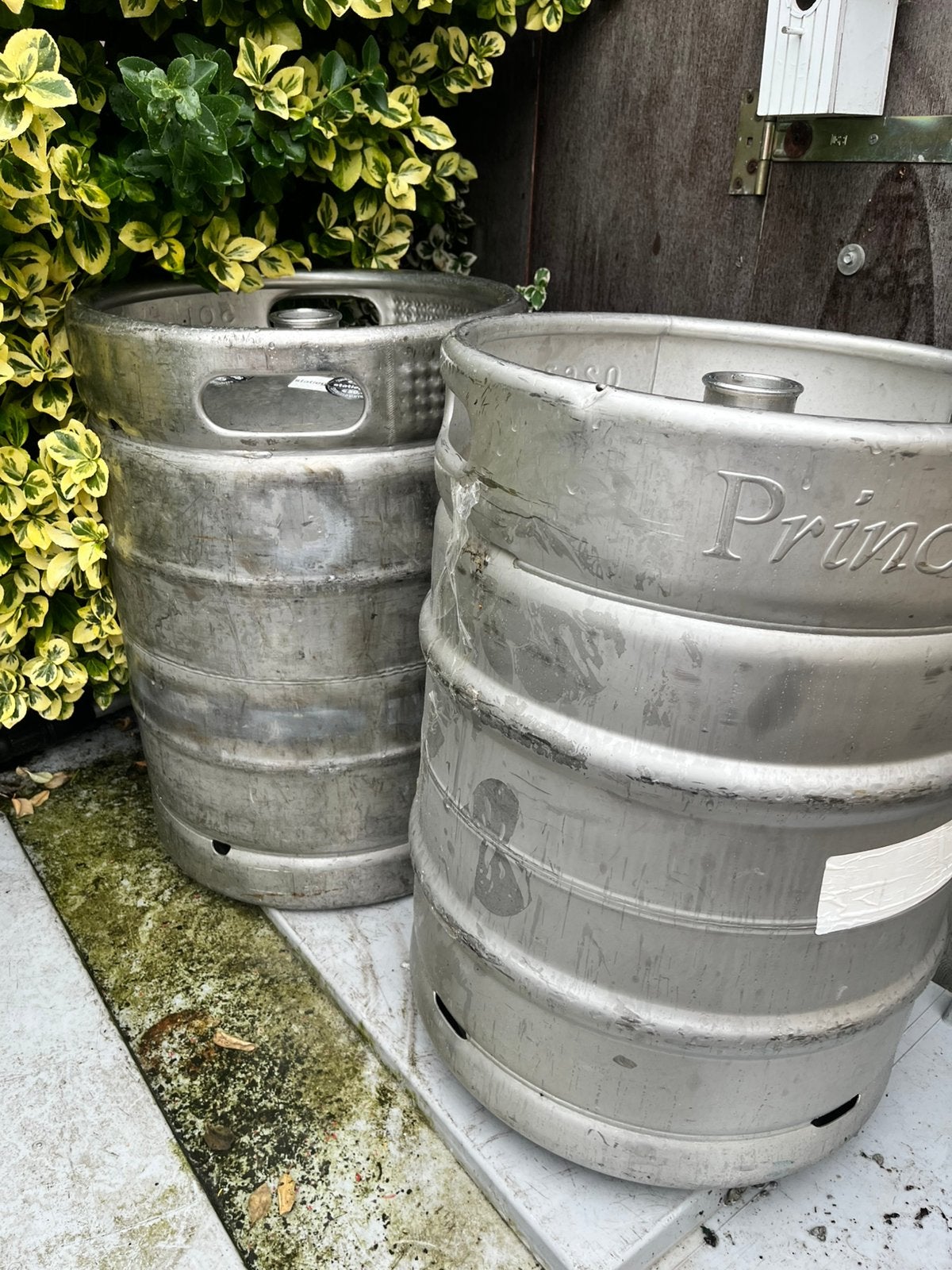 Te koop brand ton 3 stuks een zit nog vol, 150 liter of meer, Ophalen, Zo goed als nieuw, Metaal