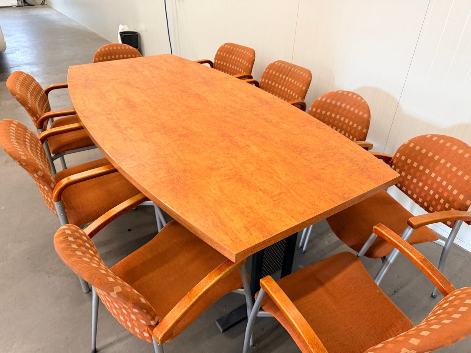 Grote vergadertafel met 9 stoelen - Gebruikt, Ophalen, Gebruikt, 100 tot 150 cm, 200 cm of meer