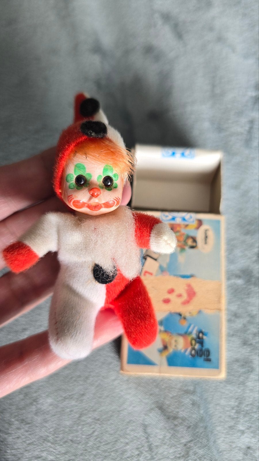 Oud lucifer poppetje clowntje met doosje., Ophalen of Verzenden