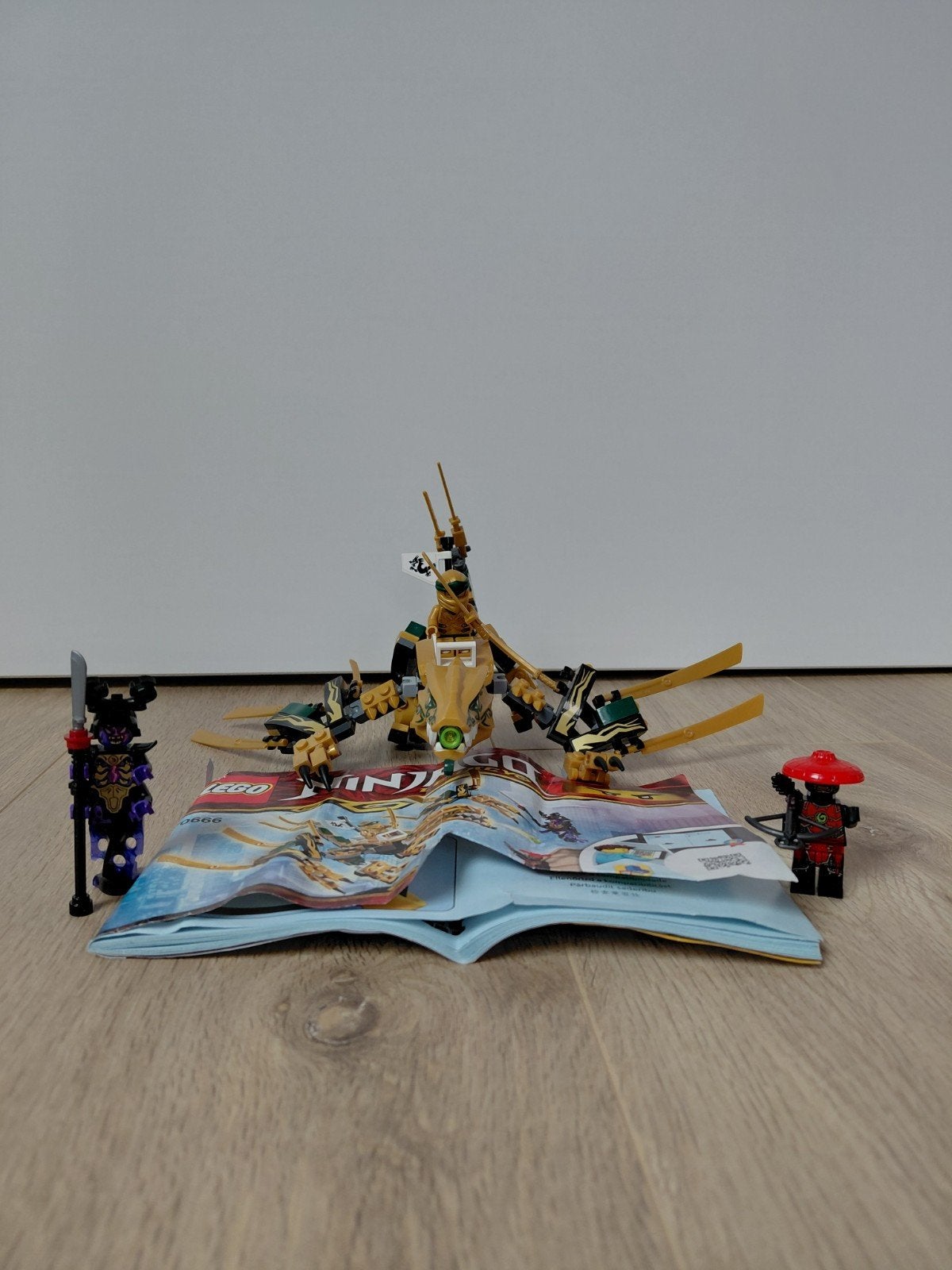 LEGO Ninjago 70666 De Gouden Draak – Compleet, Gebruikt, Lego, Ophalen of Verzenden, Compleet