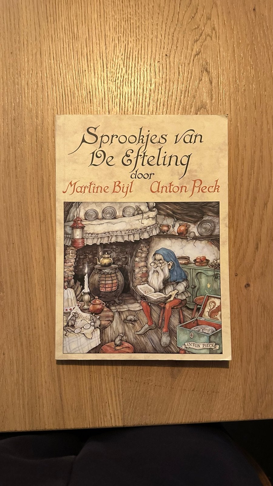Sprookjes van De Efteling door Martine Bijl en Anton Pieck, Ophalen of Verzenden, Gelezen