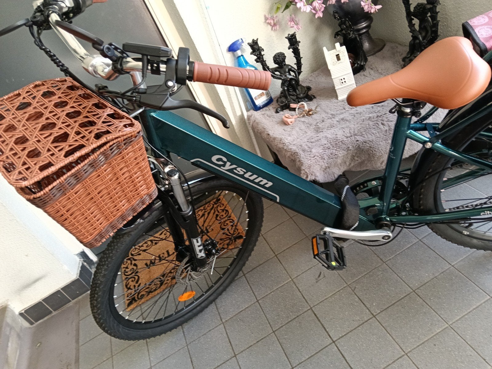 Nieuwe elektrische fiets 26 inch met mand, Ophalen of Verzenden