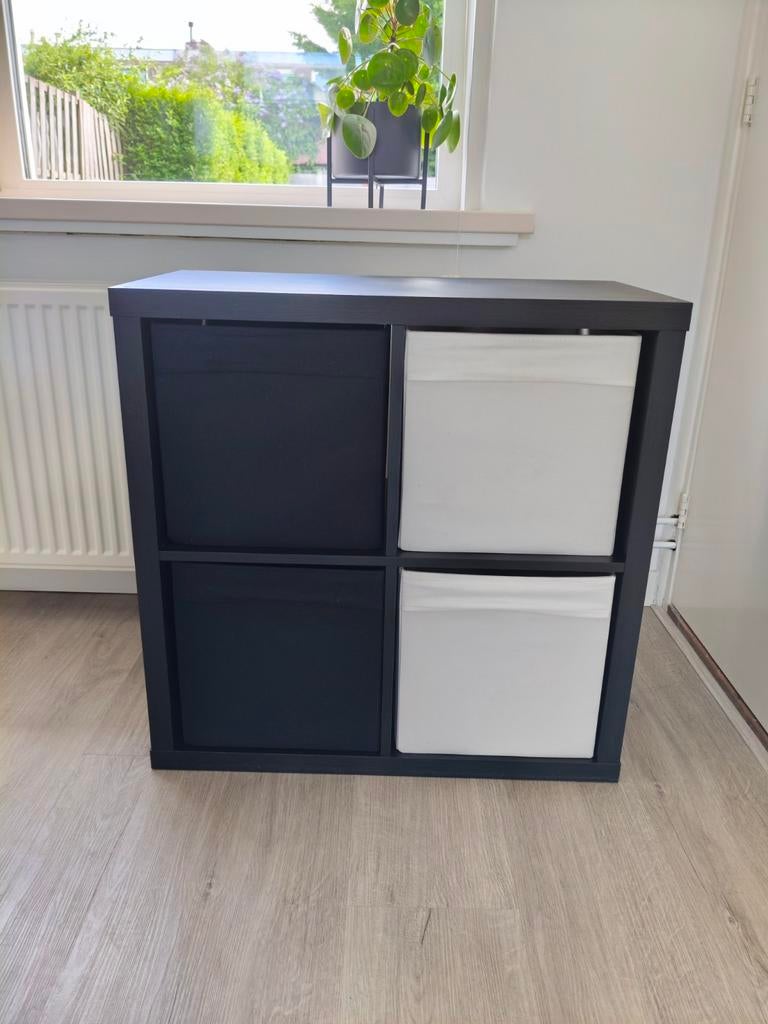 IKEA KALLAX vakkenkast 2x2 bruin/zwart met DRÖNA bakken, Ophalen, Gebruikt