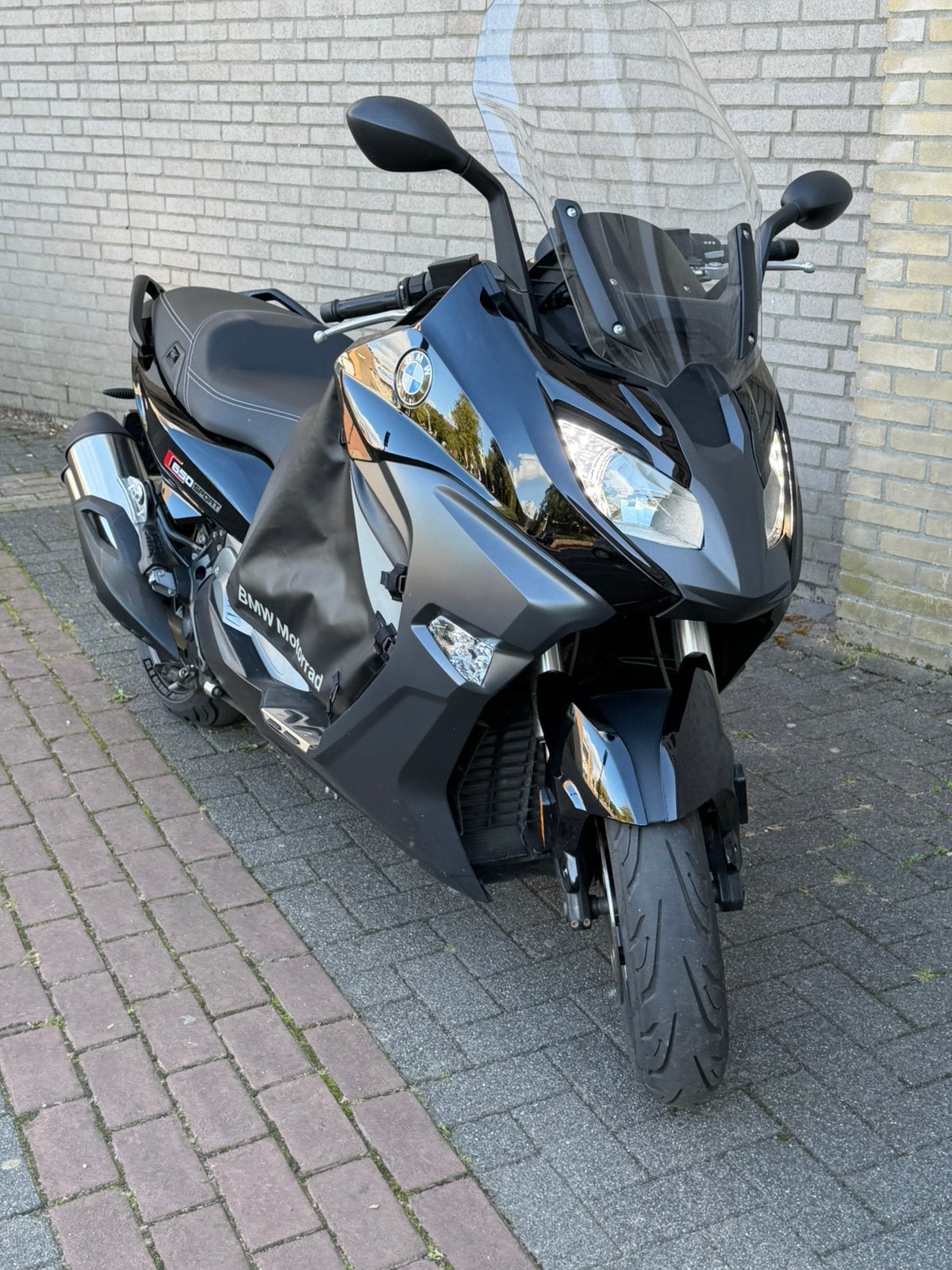 Foto 2 van BMW C 650 tripple black