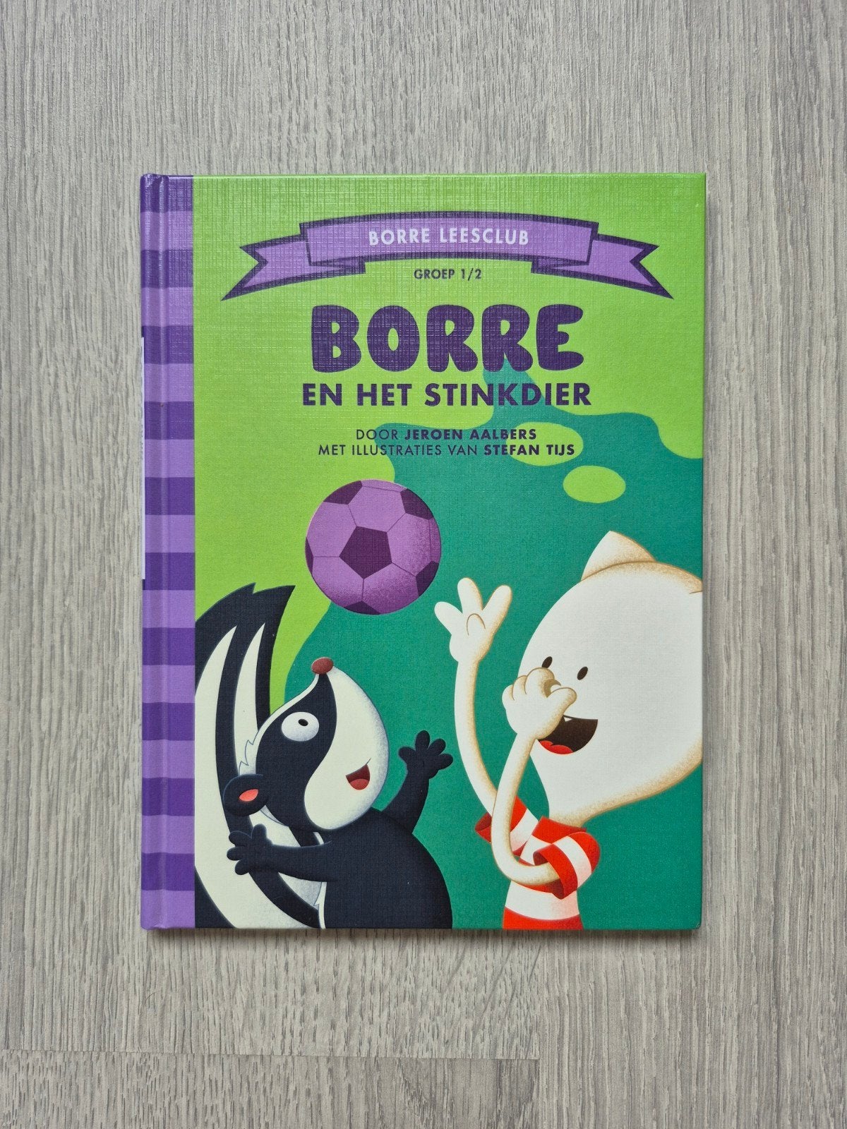 Borre en het Stinkdier - Borre Leesclub Groep 1/2, Boeken, Fictie algemeen, Jongen of Meisje, Ophalen of Verzenden, Zo goed als nieuw