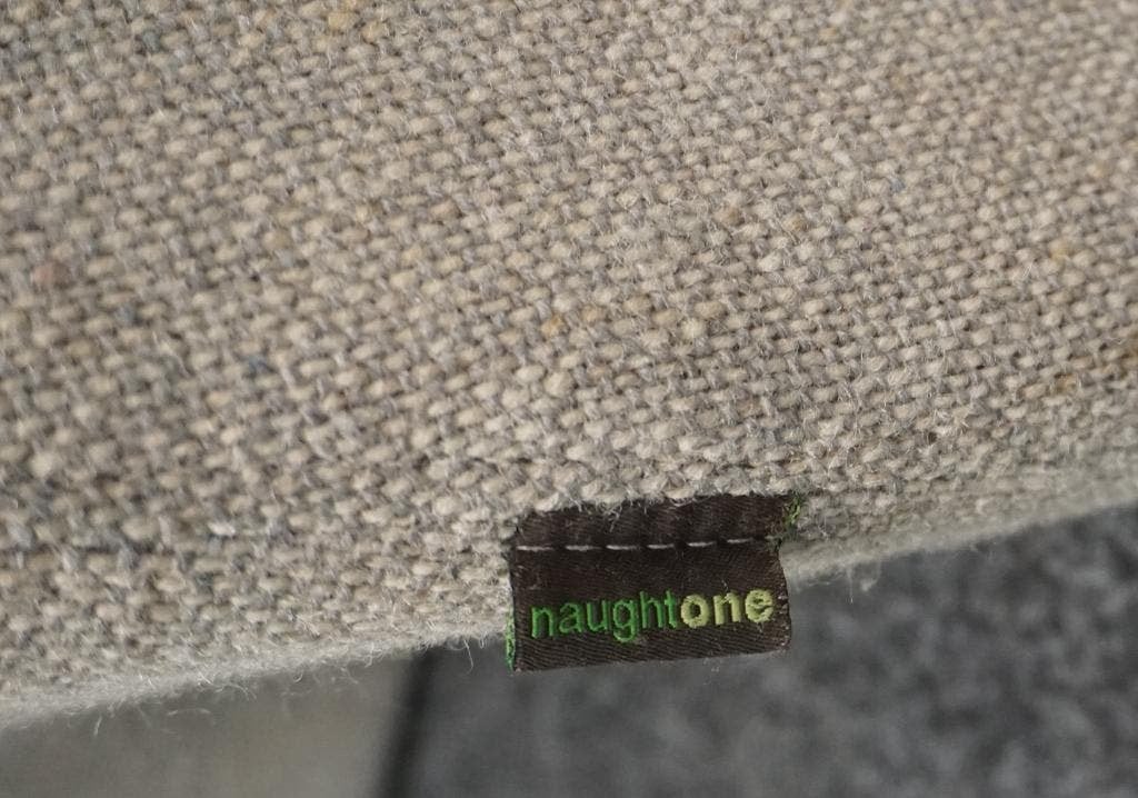 Naughtone Pinch Stool | Poef | Hocker | Beige, Huis en Inrichting, Minder dan 50 cm, Gebruikt, -, Minder dan 50 cm