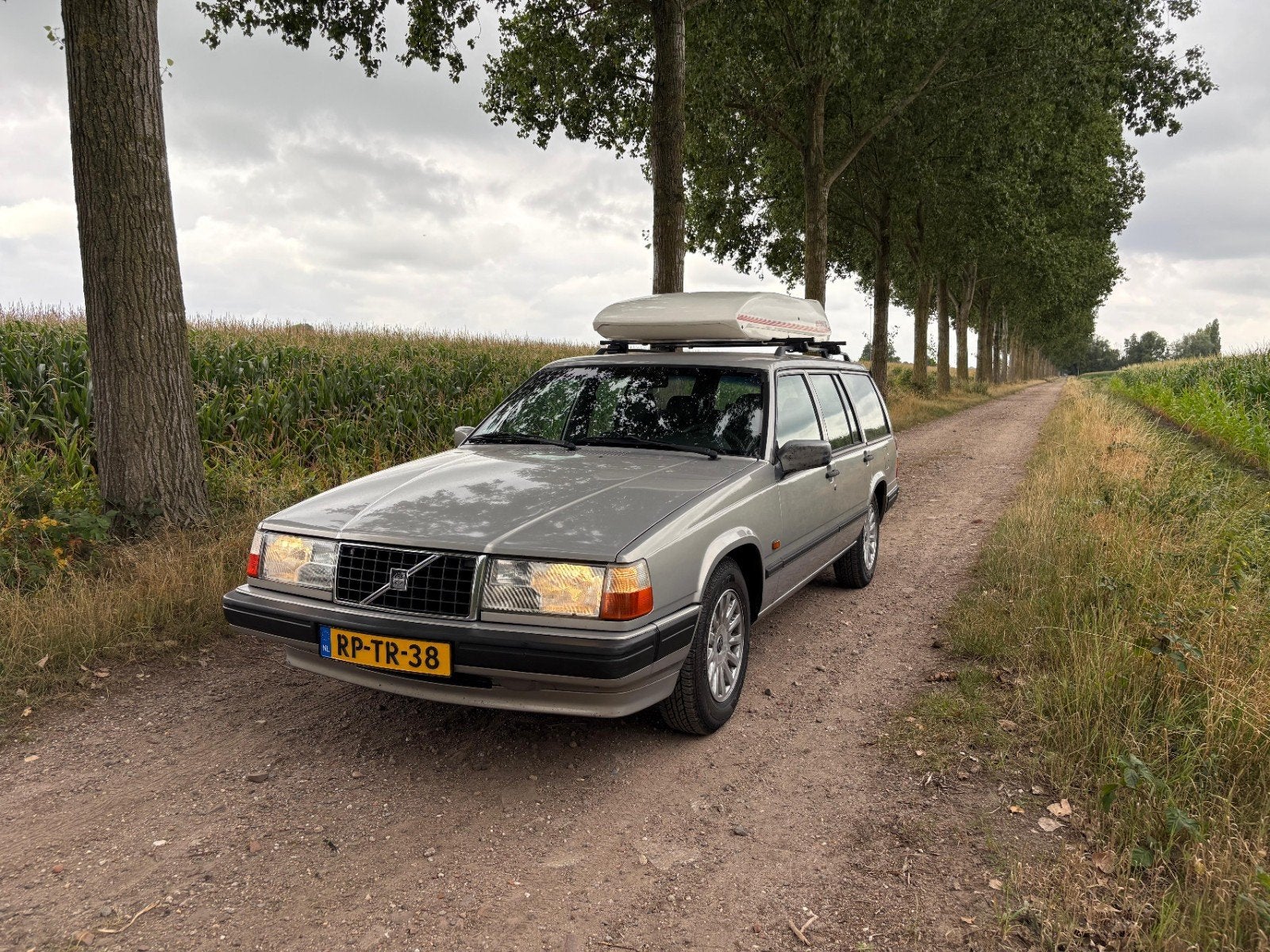 Volvo 940 2.3 IC 1997 Grijs, Auto's, Zwart, 4 cilinders, Handgeschakeld, Particulier