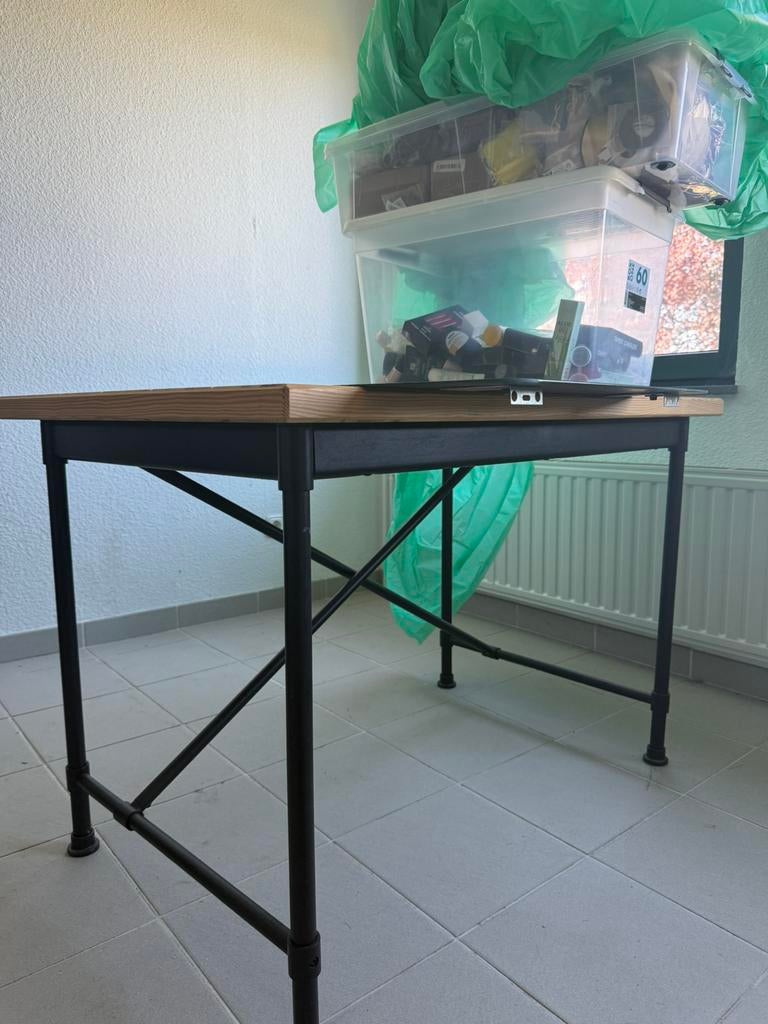 Bureau, Ophalen, Zo goed als nieuw