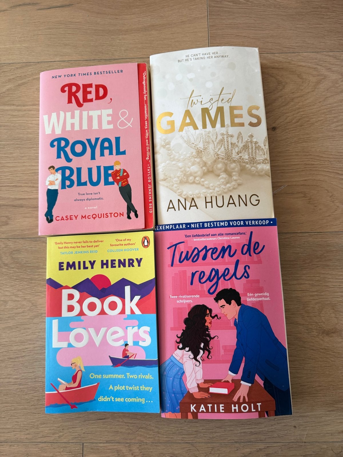 Romantische boekenbundel: Red, White & Royal Blue en meer, Ophalen of Verzenden, Zo goed als nieuw, Nederland