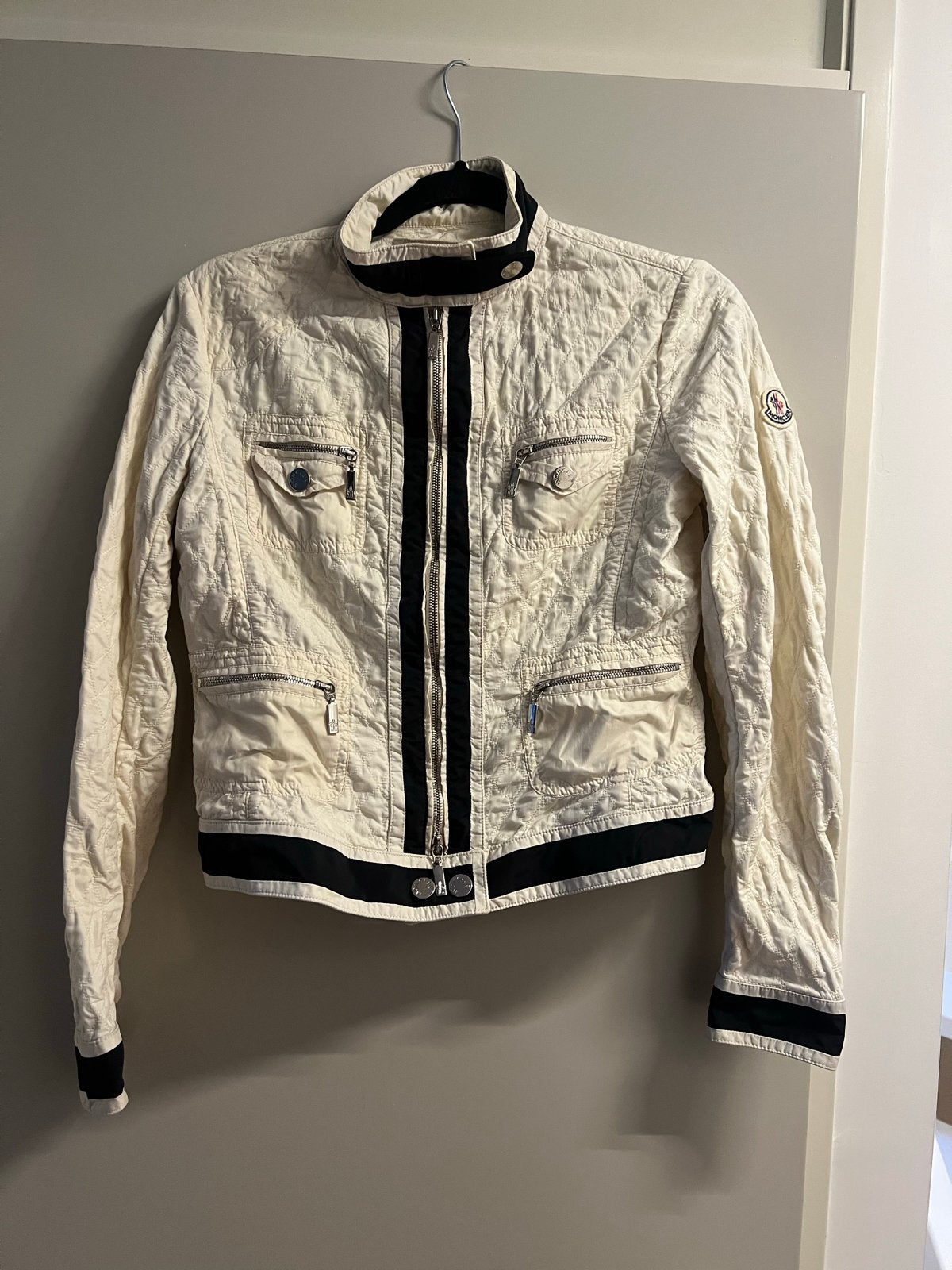 Moncler jasje maat S, Ophalen of Verzenden, Gedragen, Maat 36 (S), Beige