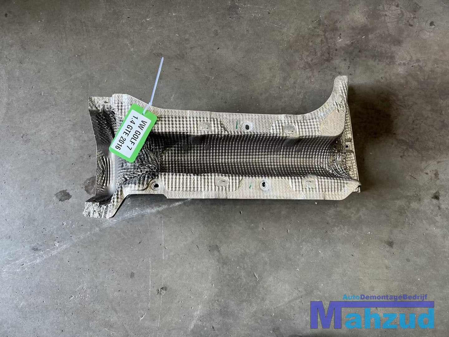 VW GOLF 7 GTE HYBRIDE Bodemplaat uitlaatplaat 2012-2020, Gebruikt, Volkswagen, Volkswagen AG, Berliner Ring 2
38440  Wolfsburg, DE