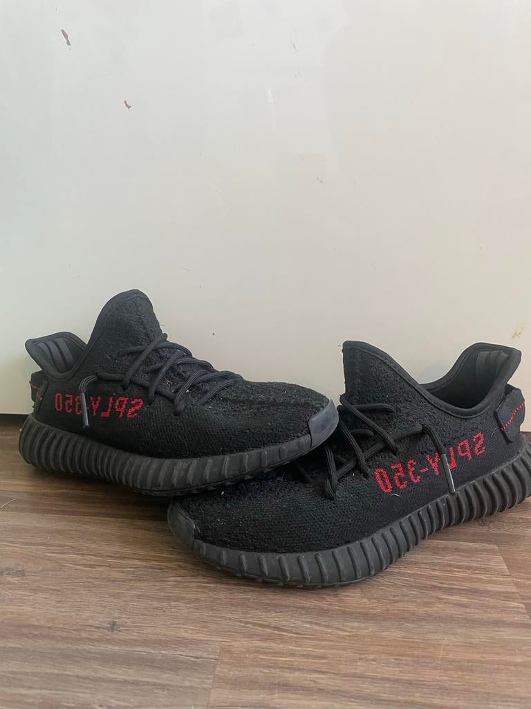 Yeezy 350 sneakers, Kleding | Dames, Schoenen, Ophalen, Gedragen, Zwart, Sneakers of Gympen