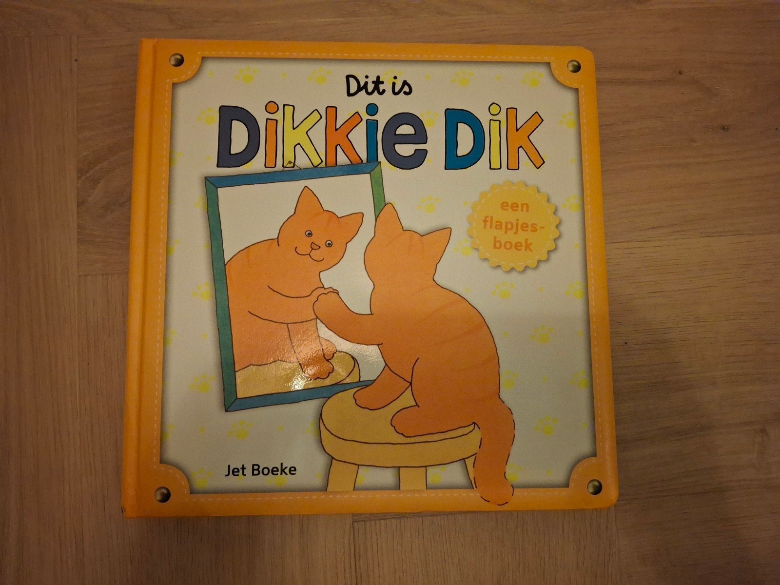 Dit is Dikkie Dik - Een flapjesboek, Boeken, Ophalen, Jet Boeke, Zo goed als nieuw, Uitklap-, Voel- of Ontdekboek
