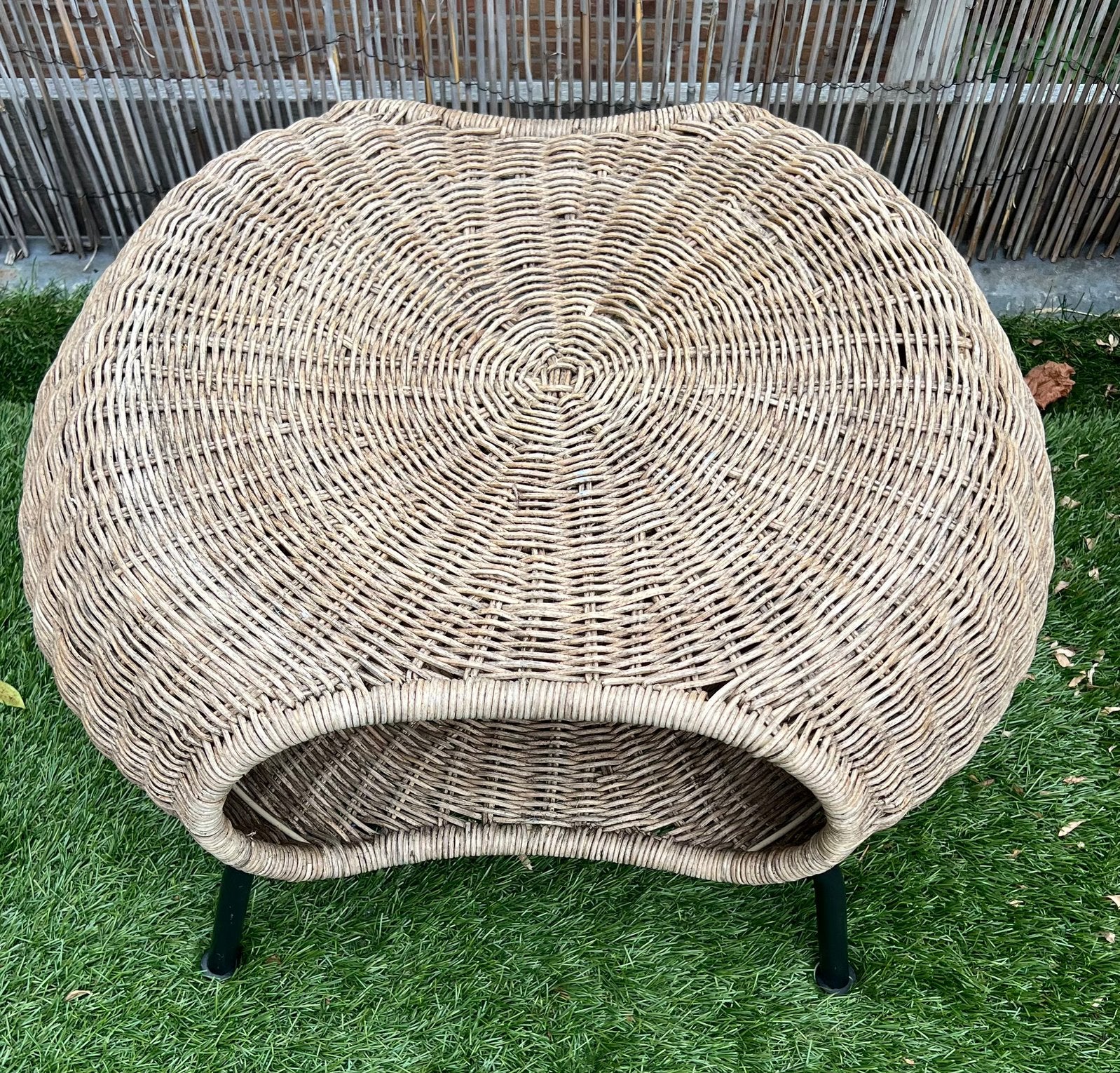 Rotan poef, Ophalen, Zo goed als nieuw, Rond, Minder dan 50 cm