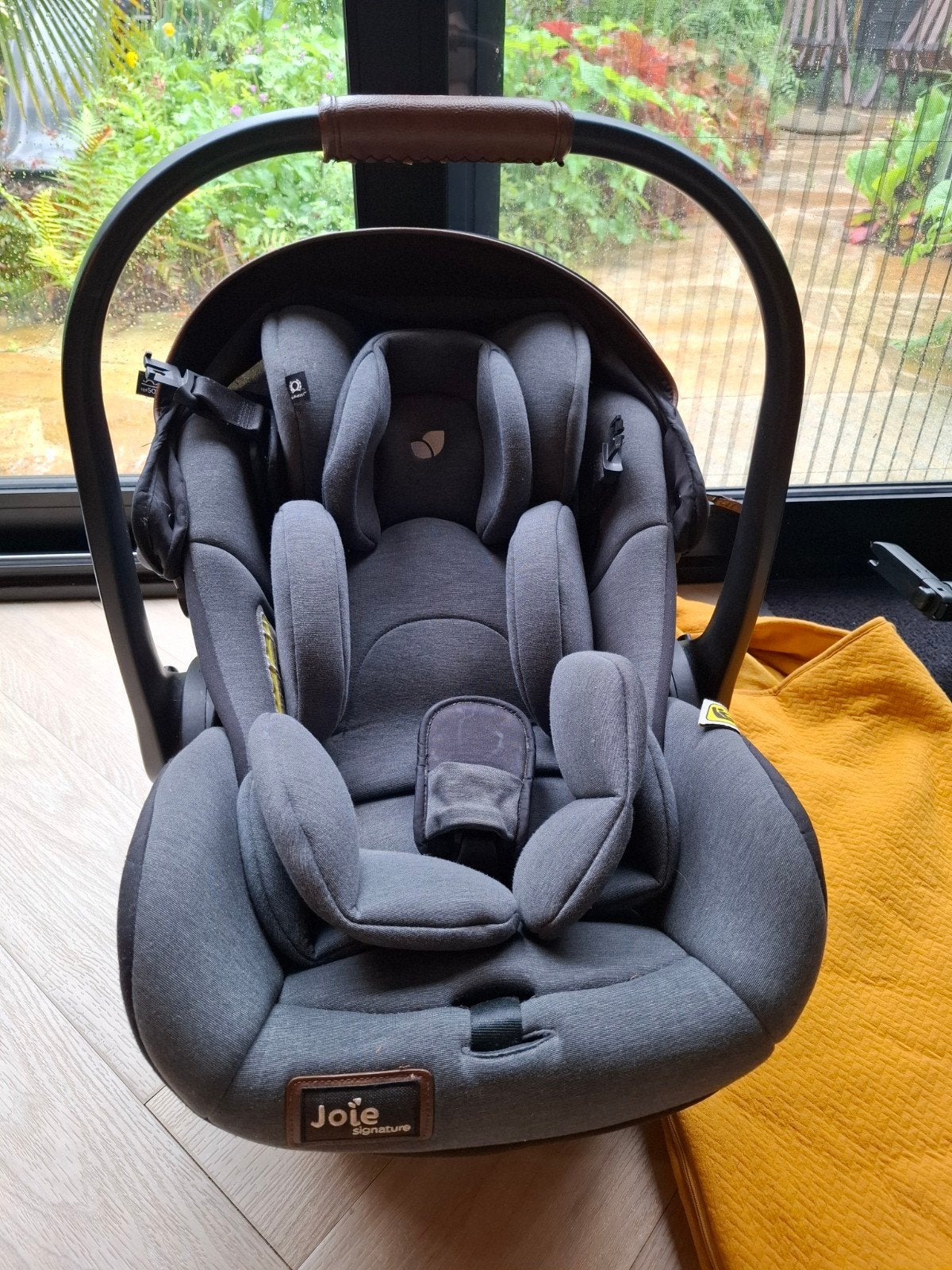 Joie i-level met 2 bases, Kinderen en Baby's, Autostoeltjes, Gebruikt, 0 t/m 18 kg, Slaapstand, Isofix