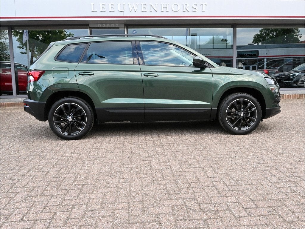 Skoda Karoq 1.0 TSI Ambition AUTOMAAT, elek. a.klep, leer, s, Auto's, Skoda, Gebruikt, 1261 kg, 116 pk, 19 km/l