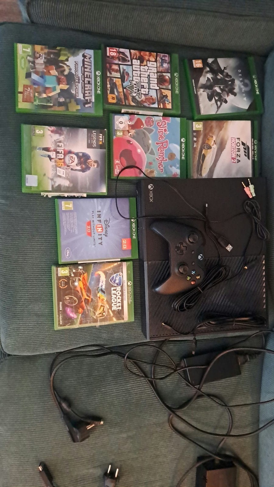 Xbox One met 7 spellen, controller en Disney Infinity 2.0, Ophalen, Gebruikt, Vanaf 18 jaar, Overige genres