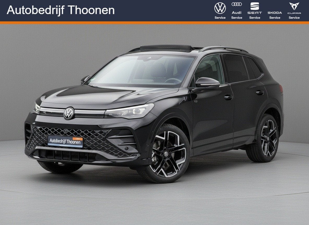 Volkswagen Tiguan 1.5 eHybrid R-Line | Leer | H&K | Trekhaak, 4 cilinders, Adaptive Cruise Control, Zwart, Leder