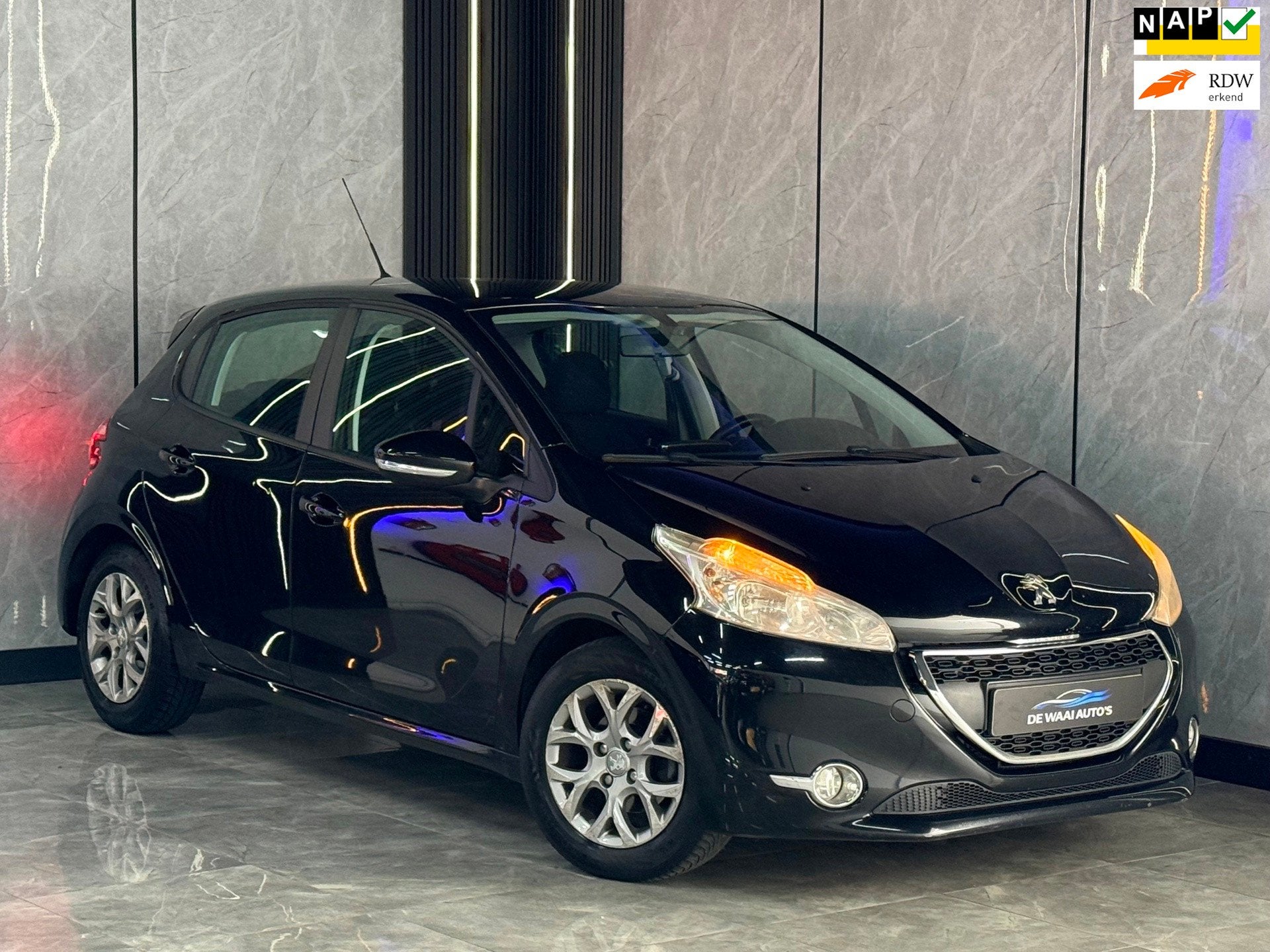 Peugeot 208 1.6 e-HDi Blue Lease Navi |Cruise |Airco |Park S, Auto's, Peugeot, Voorwielaandrijving, Euro 5, 4 cilinders, 1055 kg