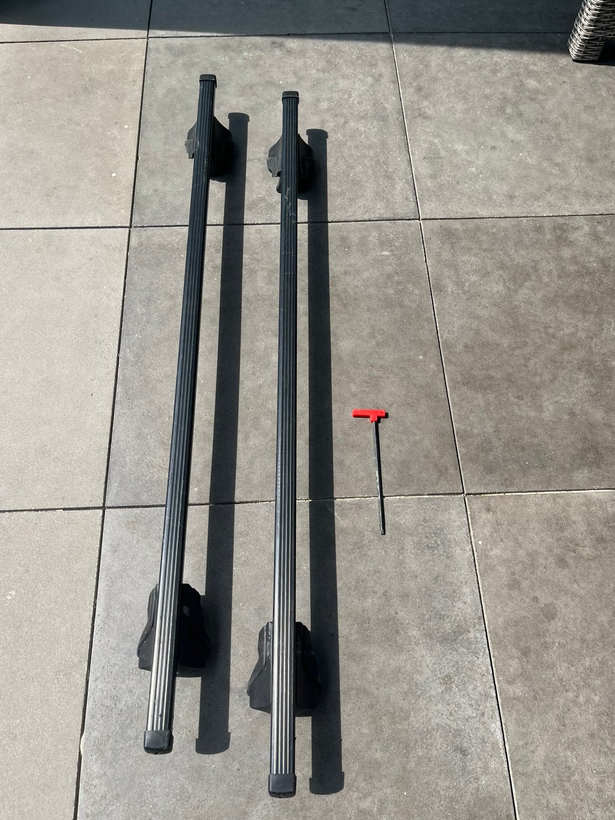 Thule dakdragerset 135 cm, Auto diversen, Ophalen, Gebruikt