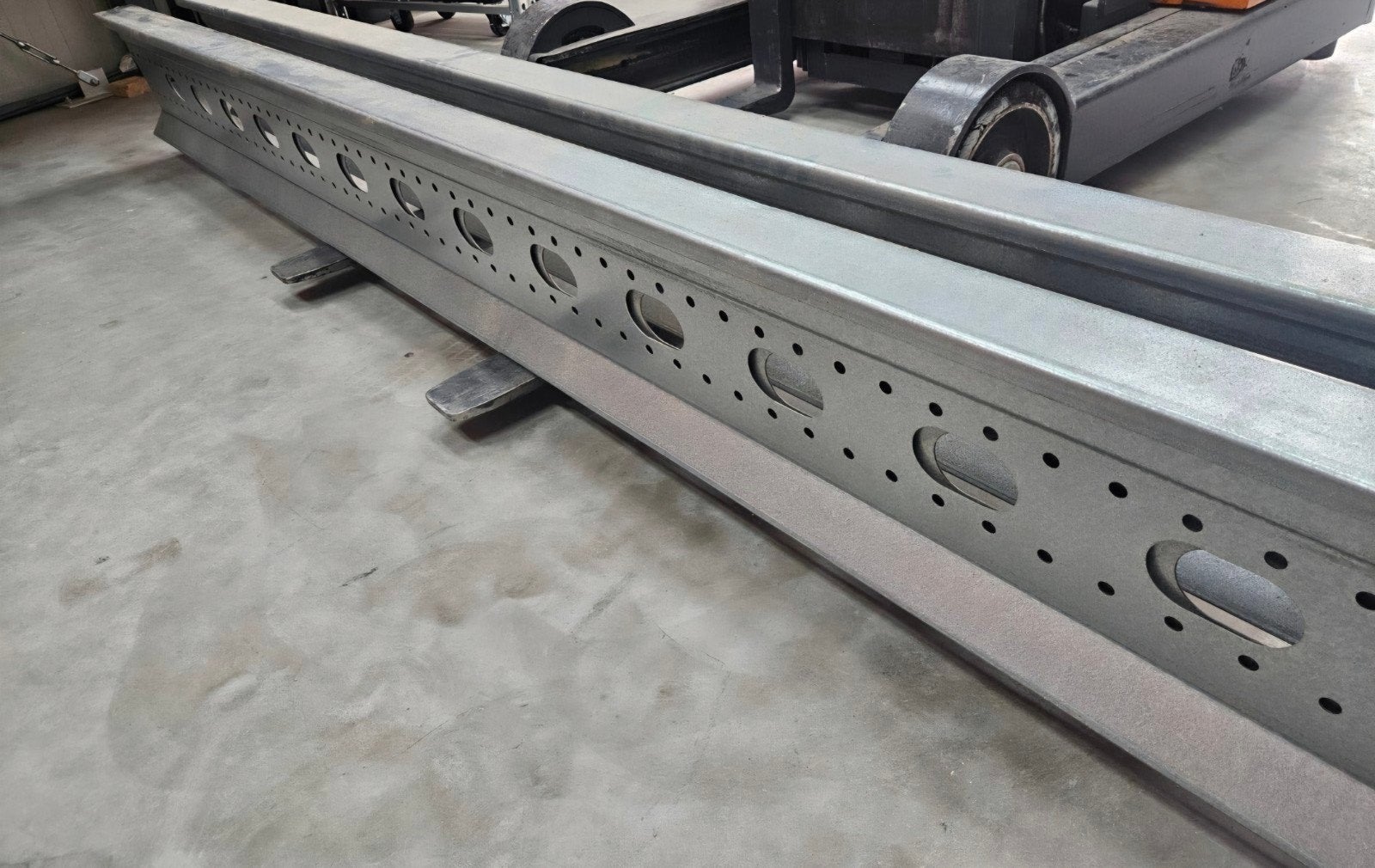 Nieuw S.Profielen voor verdiepingsvloer/entresolvloer 5,5m, Doe-het-zelf en Verbouw, Metalen, Ophalen, Zo goed als nieuw, IJzer