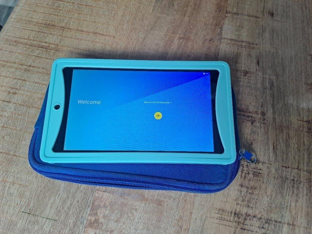 Kurio 7 Inch Kindertablet / Tablet met 16 GB en Hoesjes, Computers en Software, Android Tablets, Kurio, Gebruikt, Uitbreidbaar geheugen