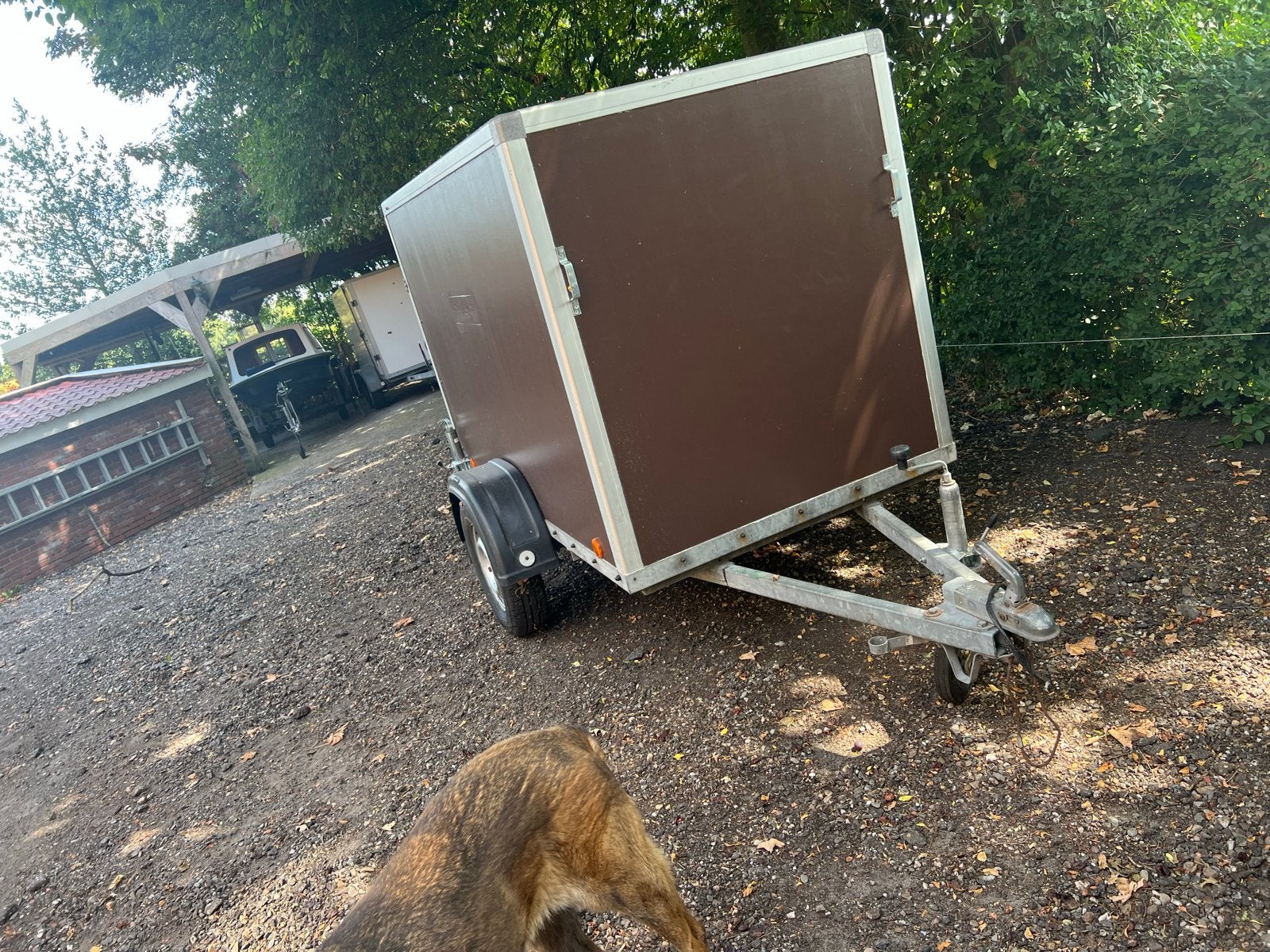 Gesloten aanhangwagen met oprijklep, Ophalen, Gebruikt