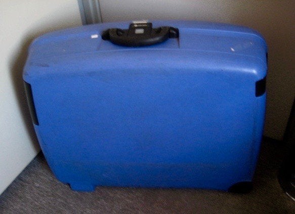 .RUIME DELSEY KOFFER HELDER BLAUW ALS NIEUW, Hard kunststof, Zo goed als nieuw, 70 cm of meer, Ophalen